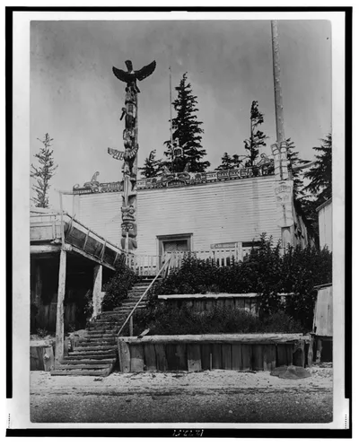 Tanaktak House, Harbeldown Island, 1914