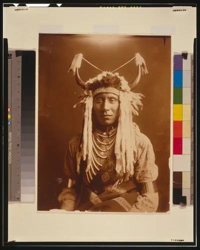 Head Carry, 1900