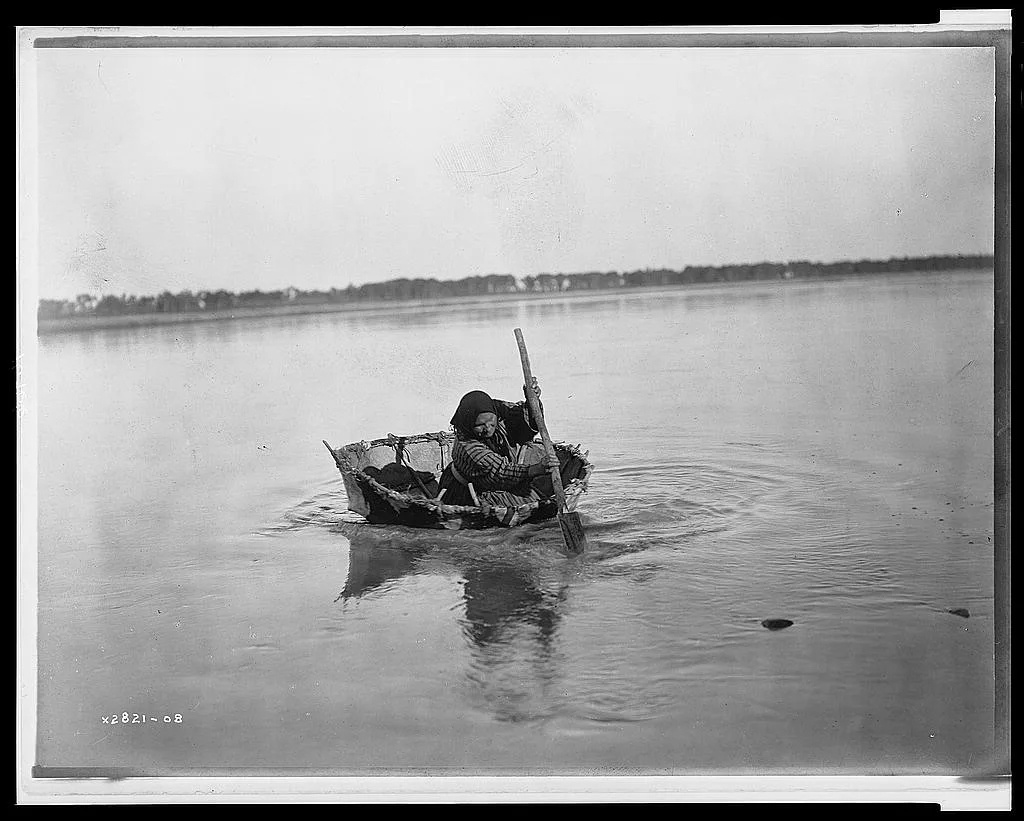 Mandan bull boat, North Dakota, 1908