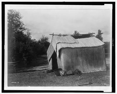 A mat house, Skokomish, 1913