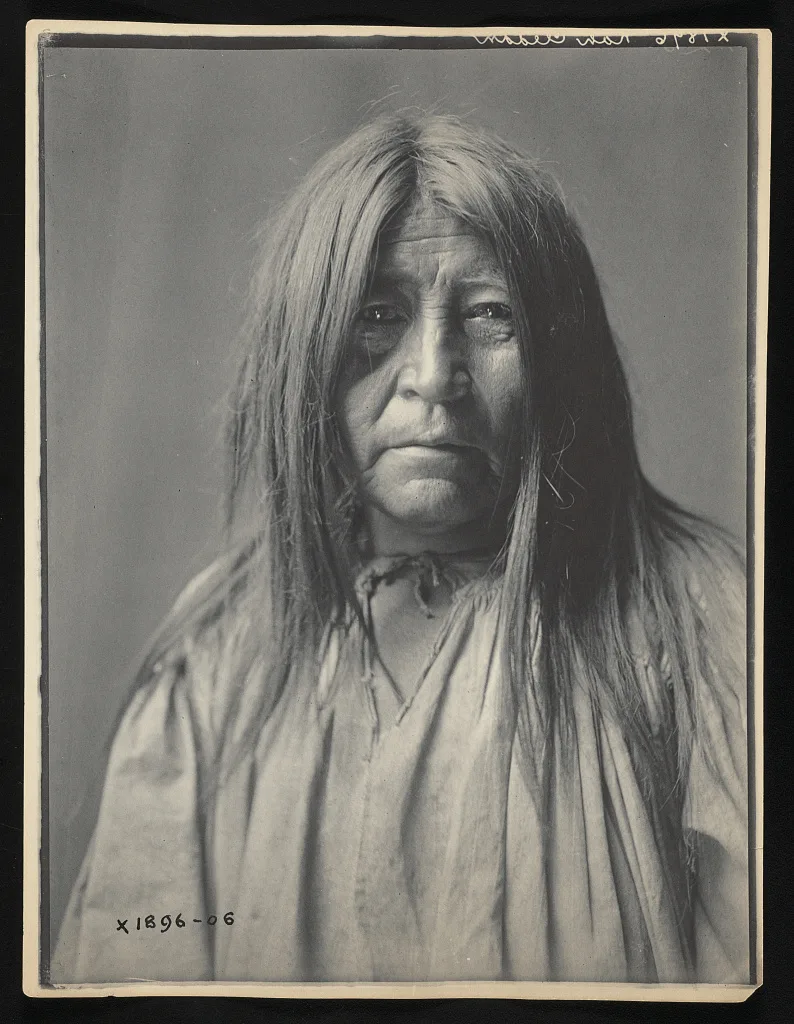 Nah Cleddn, 1906