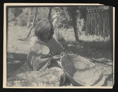 Goo Tinneh, 1906