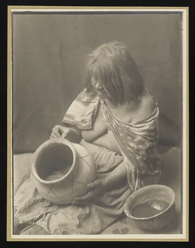 Mohave pottery decorator, Arizona, 1907