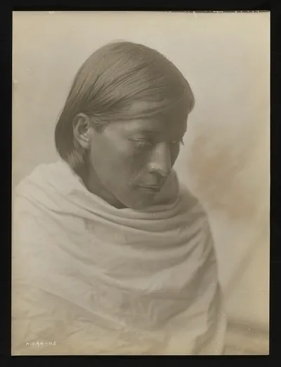 Tull Inoo Naham, 1905