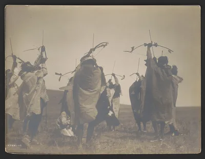 The flight of arrows, 1908