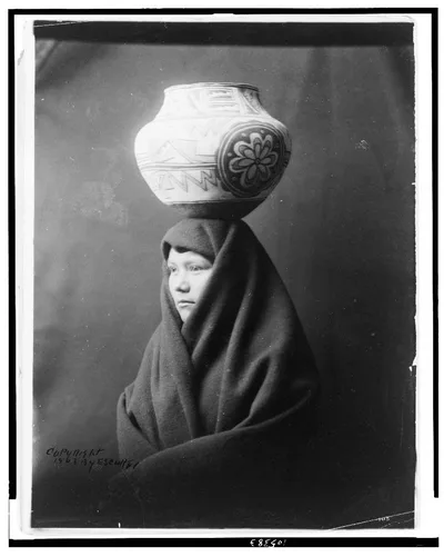 [En Al Leih], 1903