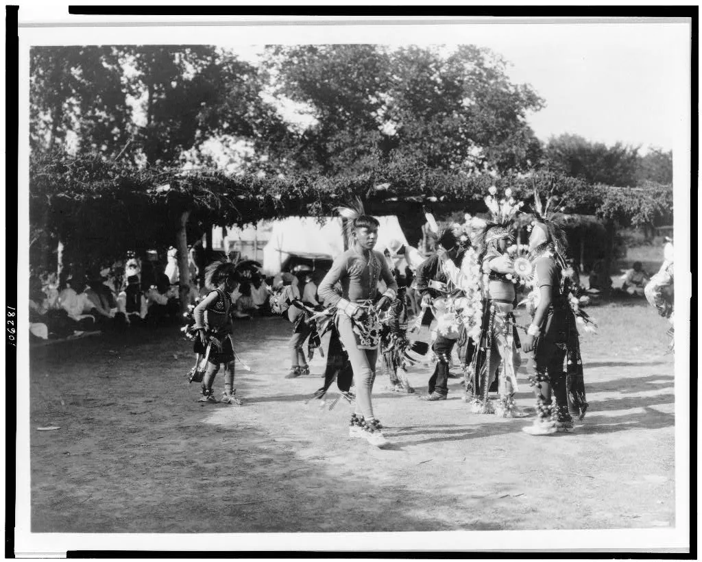 [Skidi and Wichita dancers], 1927