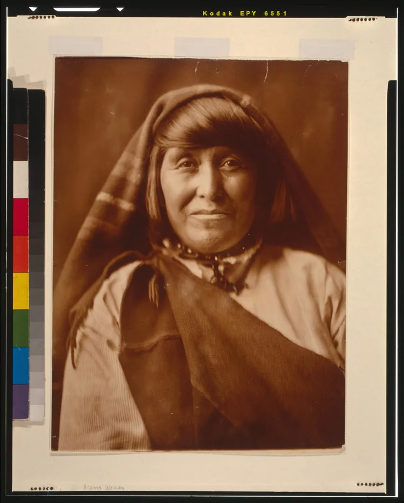 [An Acoma woman, head-and-shoulders portrait, facing front], 1904