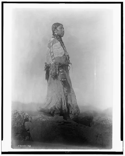 [Wishham woman], Washington, 1910