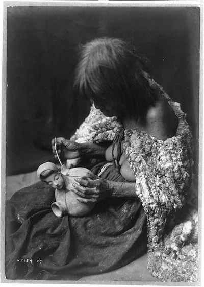 The Mohave potter, Arizona, 1907