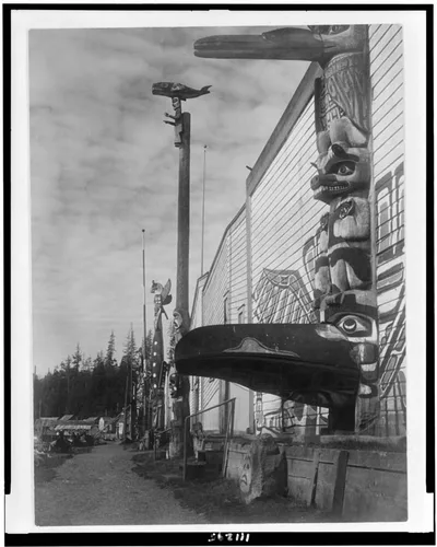Nimkish village at Alert Bay, Alert Bay, British Columbia, 1914