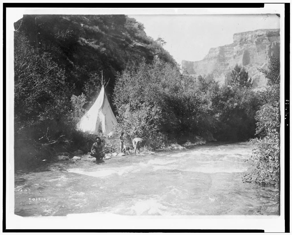 The river camp, Montana, 1905