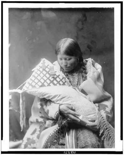 Cheyenne mother and child, Great Plains, 1905