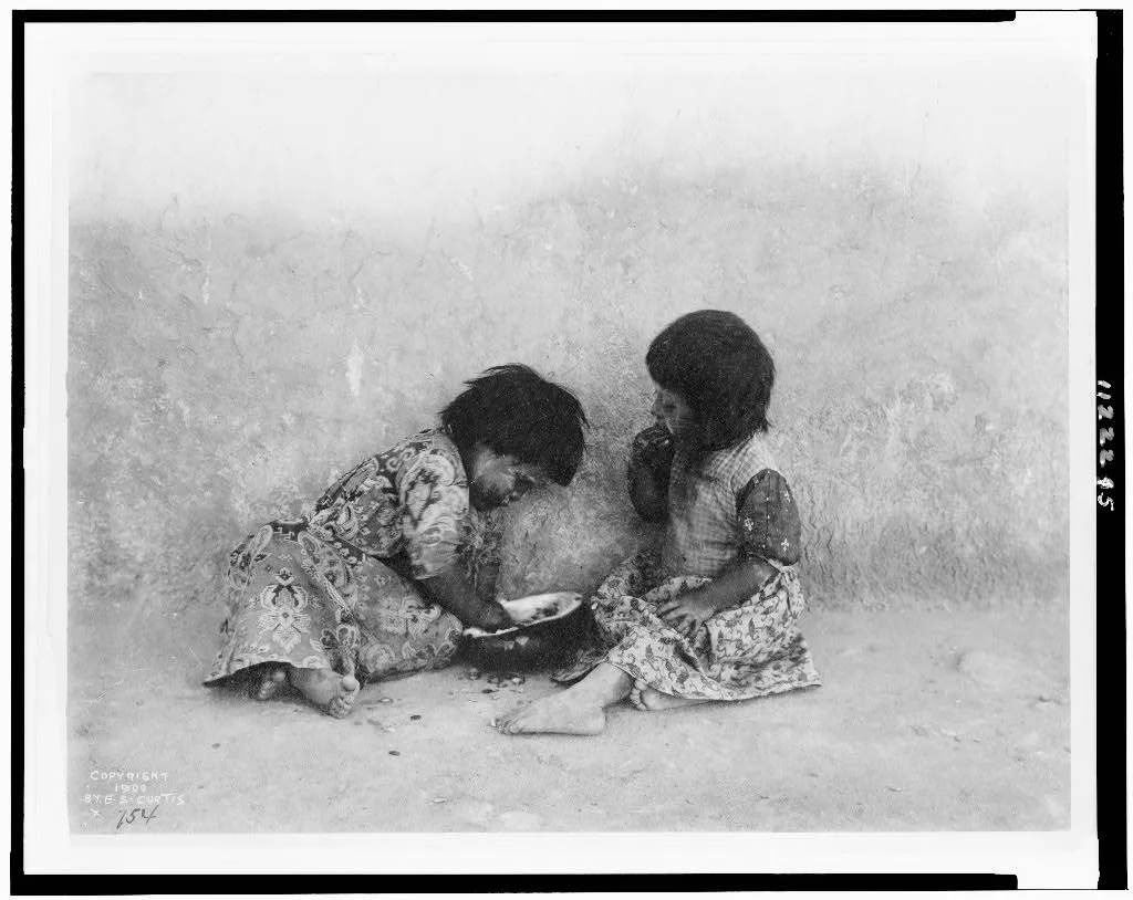 Moki melon eaters, 1900
