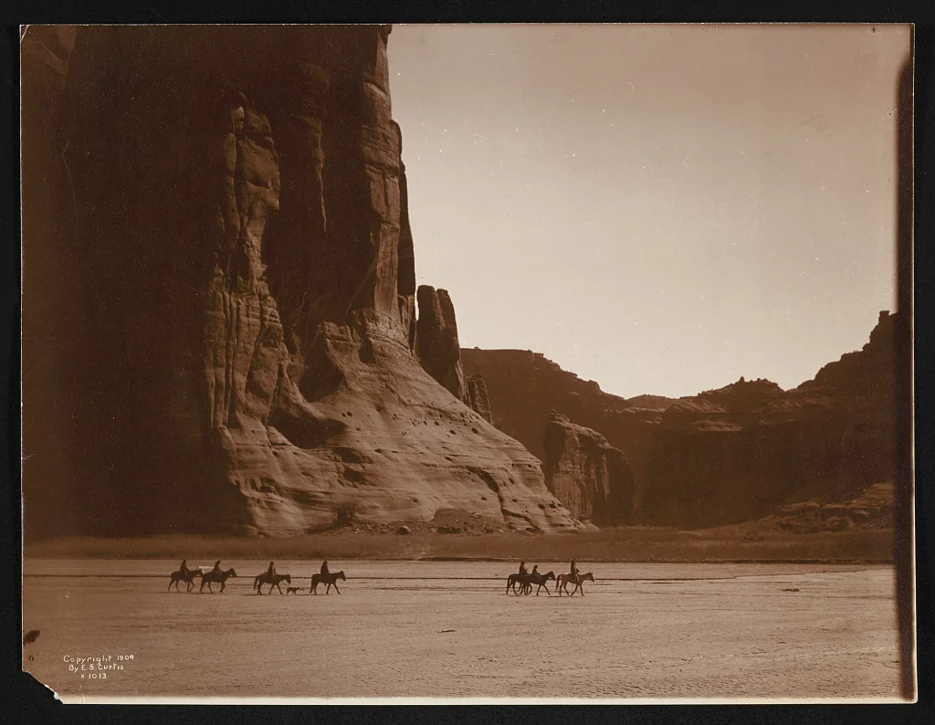 [Navajo riders in Canyon de Chelly], Chelly, Arizona, Canyon De, 1904